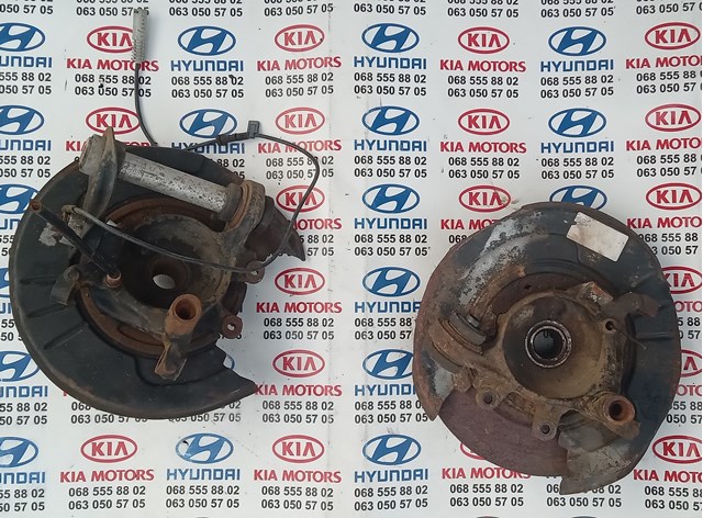 Цапфа права 33321090748 BMW