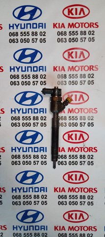 Форсунка інжектора 338002A400 HYUNDAI