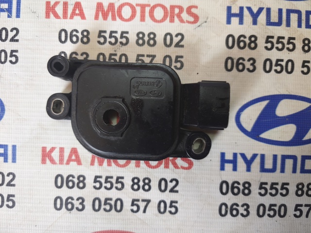 Датчик режимів роботи АКПП 427003B000 HYUNDAI