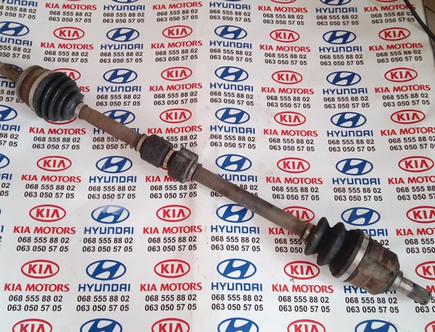 Привід передній правий 495002L210 HYUNDAI