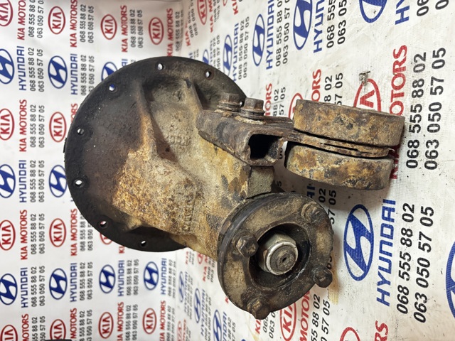 Задній редуктор 531003E251 HYUNDAI