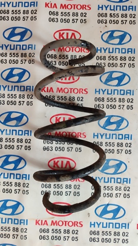 Гвинтова пружина підвіска 546302K000 HYUNDAI