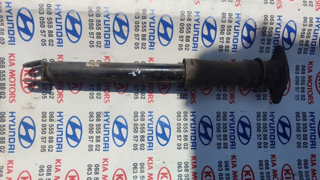 Амортизаційна стійка задня 553113Q010 HYUNDAI