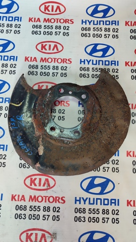 Захист гальмівного диска заднього, правий 583903X100 HYUNDAI