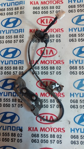 Датчик ABS задній лівий 599102T000 HYUNDAI