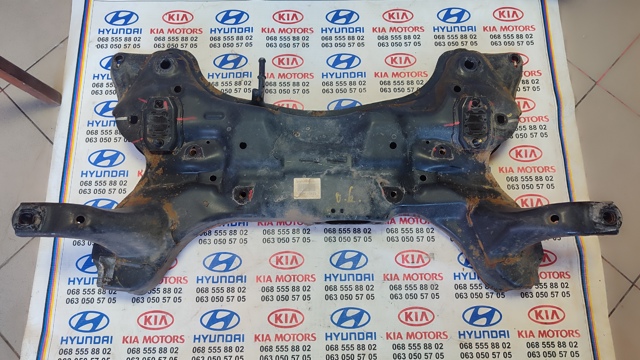 Балка передньої підвіски, підрамник 62400A6000 HYUNDAI