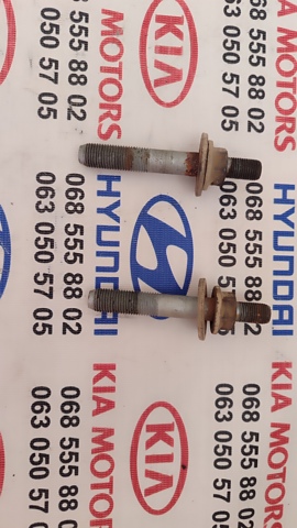 Болт переднього важеля, нижнього 624922E000 HYUNDAI