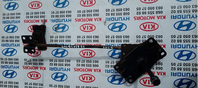 Тримач запасного колеса 628502B000 HYUNDAI