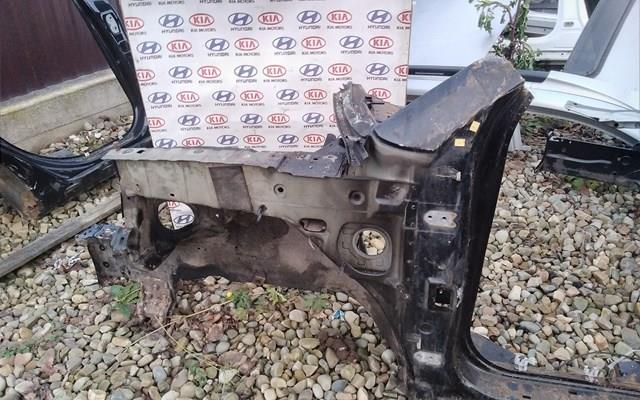 Чверть передня ліва 646012E040 HYUNDAI