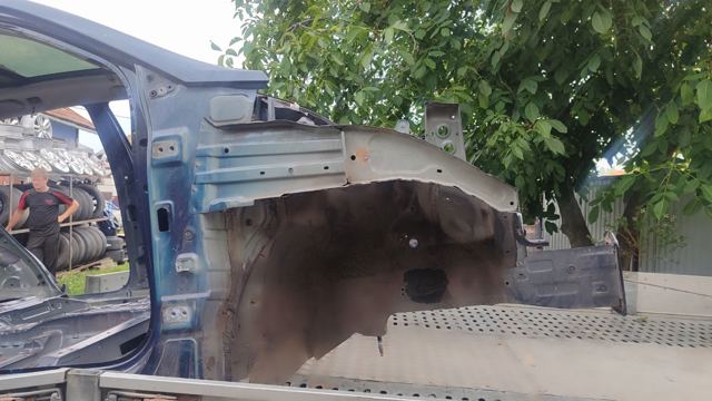 Лонжерон рами передній правий 646022W000 HYUNDAI