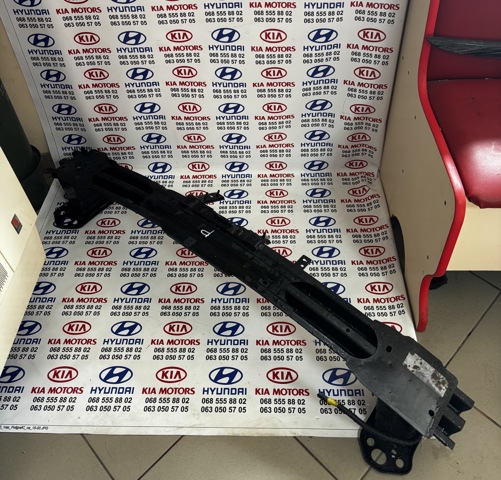 Буфер бампера переднього 64900S2010 HYUNDAI