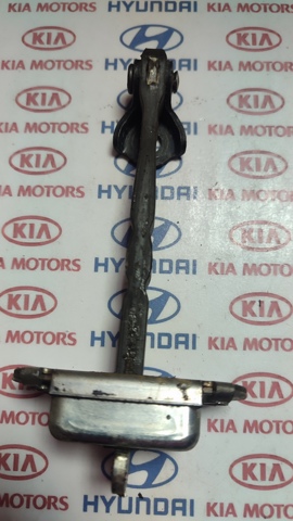 686100D180 Toyota