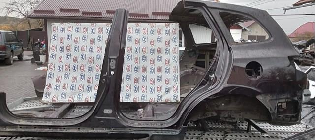 Крило заднє 701002B2B0 HYUNDAI