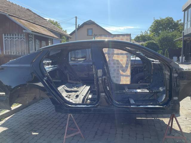 Бічна частина задня ліва 715034CC00 HYUNDAI