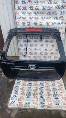 Задня ляда 737001F071 HYUNDAI