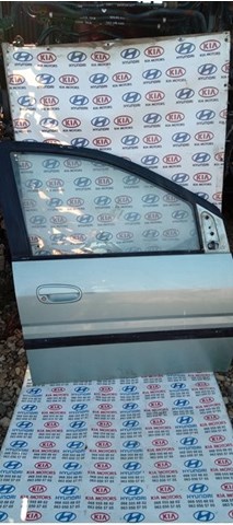 Дверка передня права 7600417020 HYUNDAI