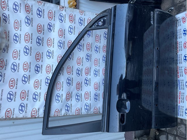Дверка передня права 760041F050 HYUNDAI