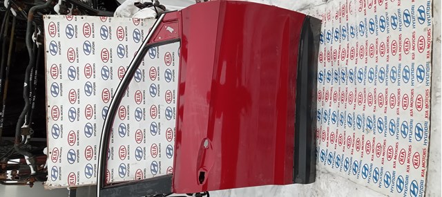 Дверка передня права 760044Z000 HYUNDAI