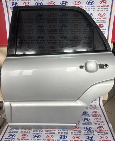 Двері пасажирськи задні ліві 770031F050 HYUNDAI