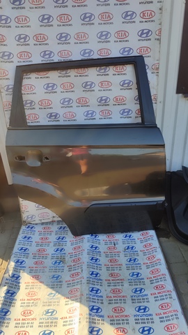 Двері задні в зборі 770042K060 HYUNDAI
