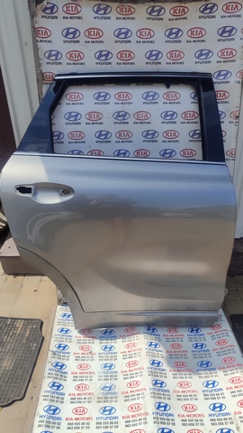 Двері задні в зборі 77004C6010 HYUNDAI