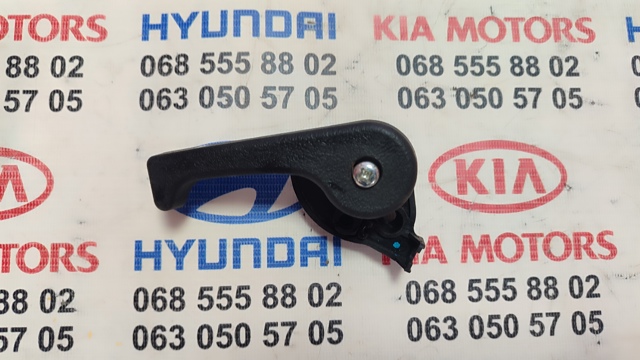Важіль відкривання капота 811813F000RY HYUNDAI