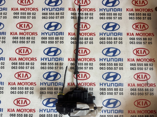 Замок дверей водія 813101H000 HYUNDAI