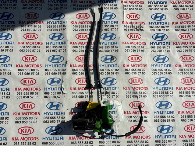 Замок дверей водія 81310C5010 HYUNDAI