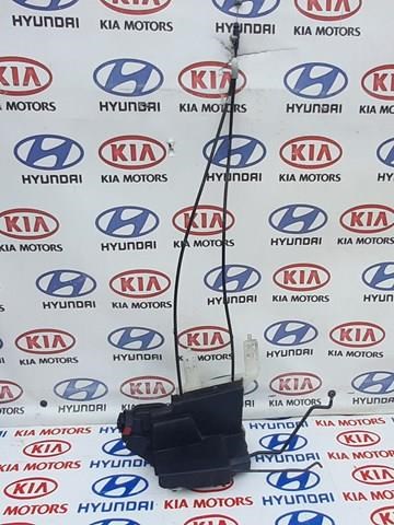 Замок двері правої передньої 813202E040 HYUNDAI