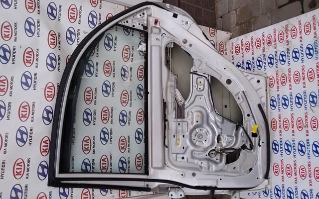 Замок задніх дверей, правих 814202F011 HYUNDAI