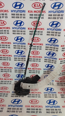 Замок задніх дверей, правих 814202G030 HYUNDAI
