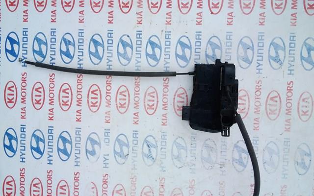 Замок задньої дверї, правої 814203U000 HYUNDAI