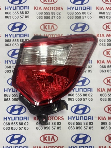 Задній правий стоп 815500DB60 TOYOTA