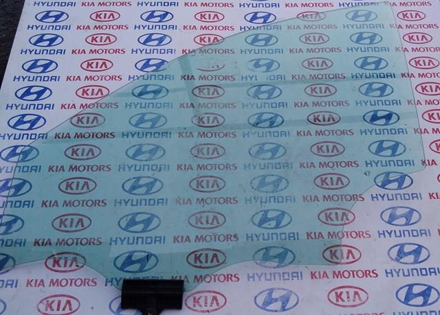 Скло водійських дверей 824102W060 HYUNDAI