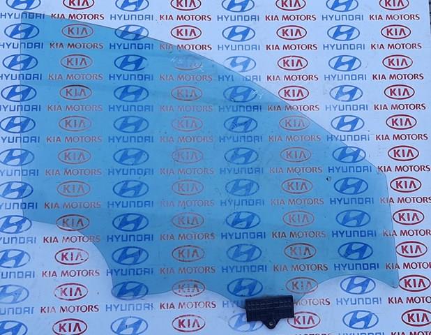 Скло передніх дверей, правих 824202W060 HYUNDAI