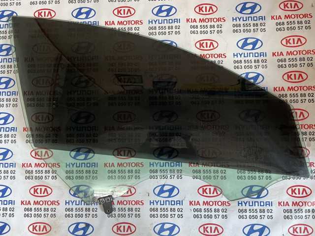 Скло передньої правої двері 824212T010 HYUNDAI