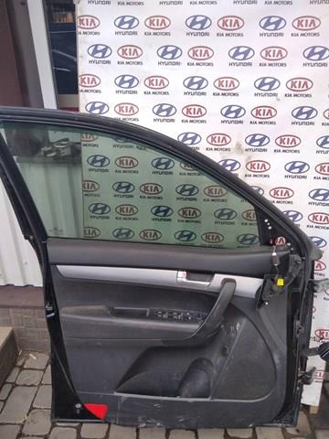 Направляюча скла рамки двері, переднього ліва 825302P000 HYUNDAI