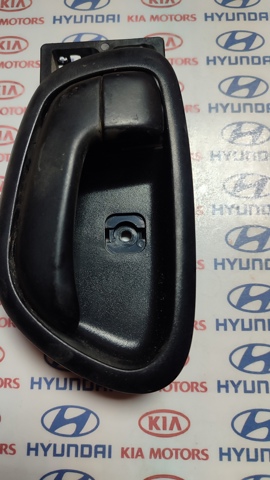 Ручка дверей лівих, внутрішня, перед/зад 826100X0004X HYUNDAI