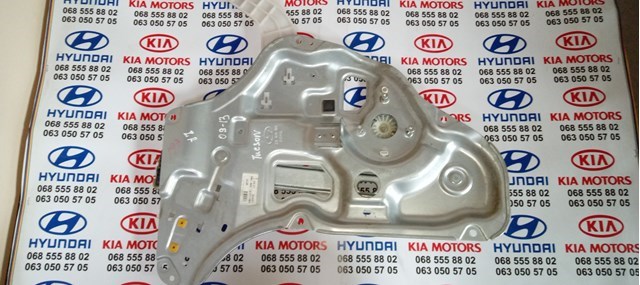Механізм склопідйомника двері задньої, правої 834022S000 HYUNDAI