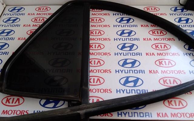 Скло кутове дверей задніх 834272B020 HYUNDAI