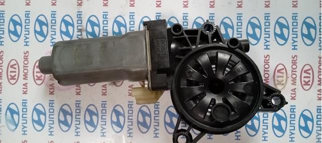 Двигун стеклопод'емника двері задньої, правої 834603S001 HYUNDAI