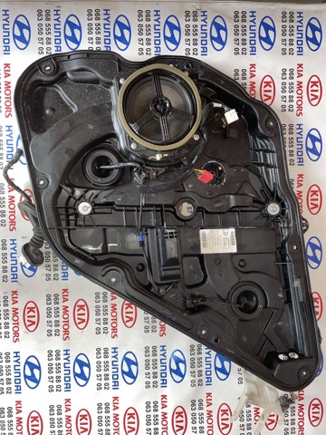 Склопідйомник задніх правих дверей 834813Q000 HYUNDAI