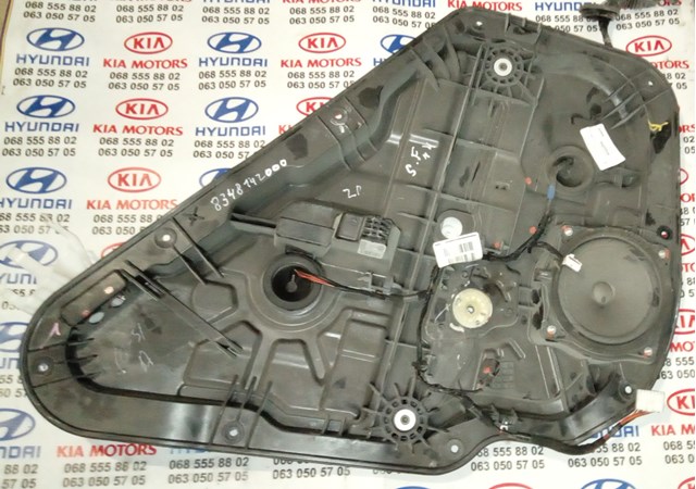 Склопідйомник задніх правих дверей 834814Z000 HYUNDAI