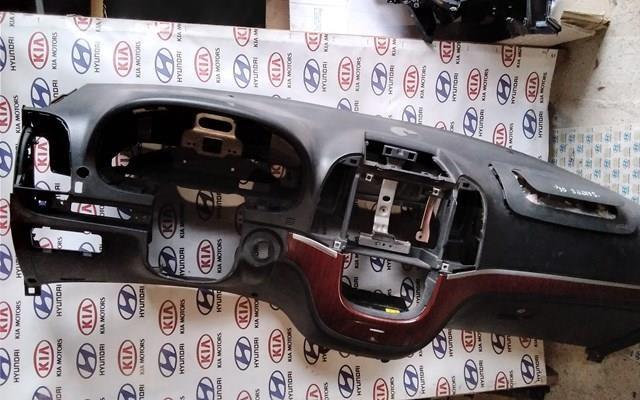 Облицювання щитка приладів "торпедо" 848302B000CA HYUNDAI