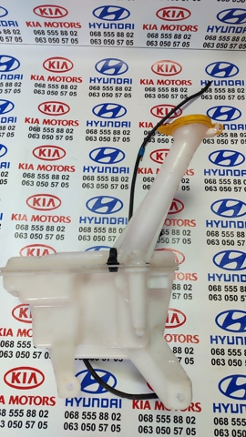 Бачок омивача лобового скла Тойота Яріс