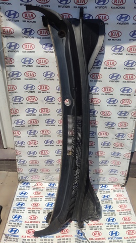 Водостік лобового скла, жабо 86150C6000 HYUNDAI