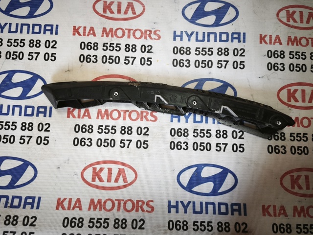 Кронштейн бампера переднього, правий 86554A6000 HYUNDAI