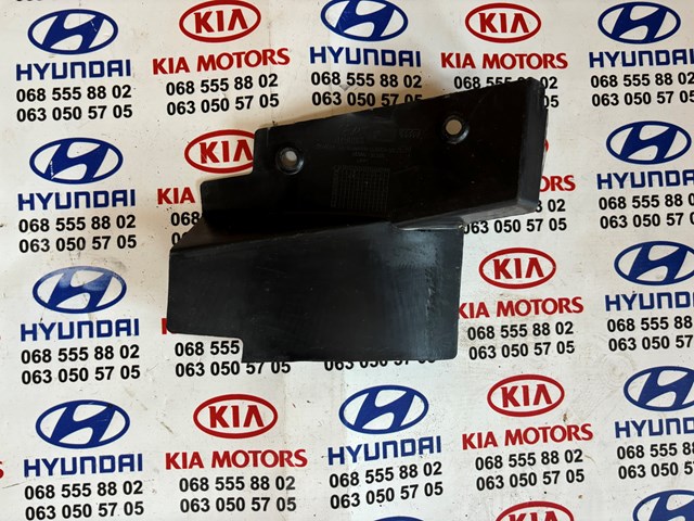 Ліве кріплення заднього бампера 866952L300 HYUNDAI