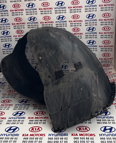 Підкрилок передній лівий 86810C6000 HYUNDAI