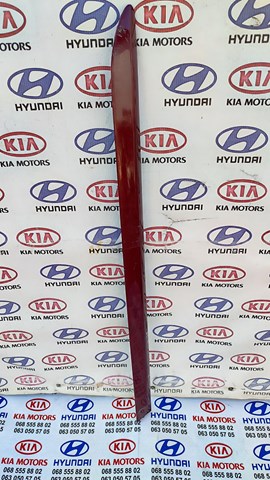 Молдинг задніх правих дверей 877321E000 HYUNDAI